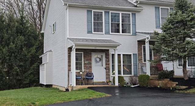 Photo of 45 Aveonis Ct, Fishkill, NY 12524
