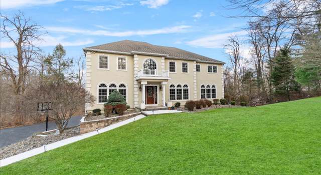 Photo of 225 Stonywood Dr, Newburgh, NY 12550