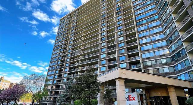 Photo of 2 Bay Club Dr Unit 14W, Bayside, NY 11360