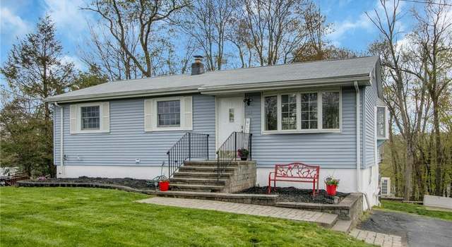 Photo of 13 Maple Ln, Monroe, NY 10950