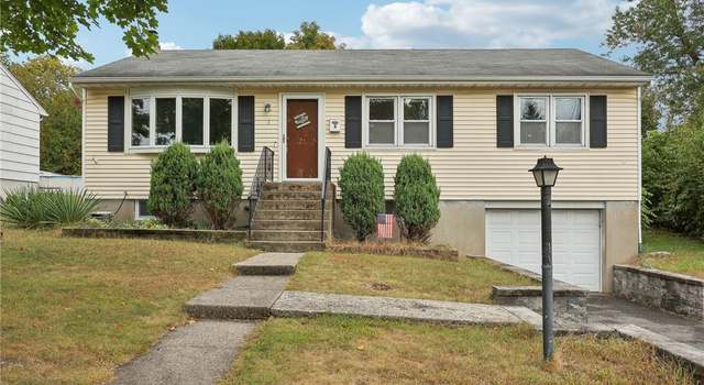Photo of 3 2nd St, Sloatsburg, NY 10974