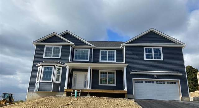 Photo of 19 Dartmouth Dr, Poughkeepsie, NY 12603