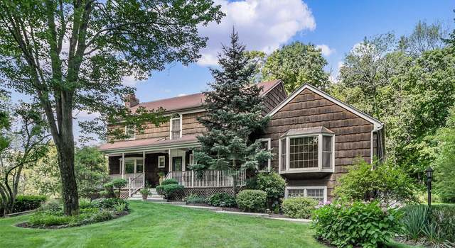 Photo of 4 Lyons Ct, Armonk, NY 10504