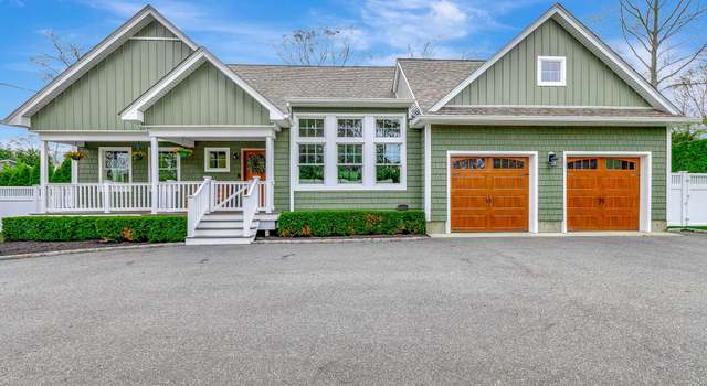 Photo of 142 Gibbs Pond Rd, Nesconset, NY 11767