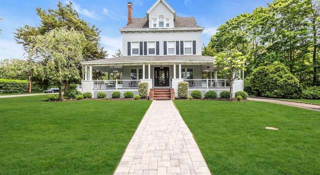 Photo of 33 Nelson Ave, Blue Point, NY 11715