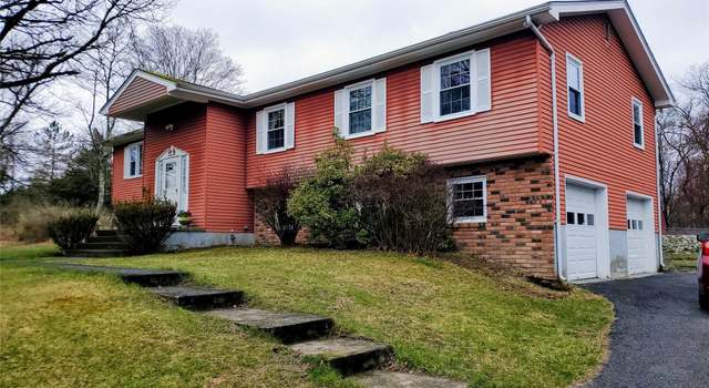 Photo of 21 Spruce Ln, Clinton Corners, NY 12514