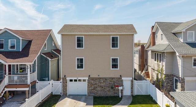 Photo of 19 West Ave, Lawrence, NY 11559