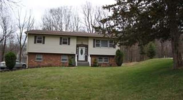 Photo of 41 Karen Dr, Middletown, NY 10940