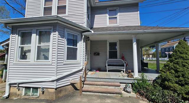 Photo of 203 Park Ave, Huntington, NY 11743
