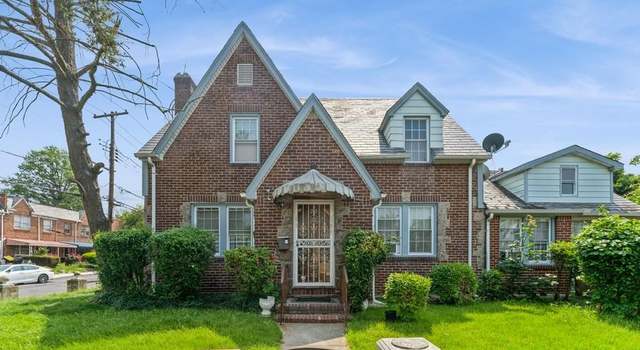 Photo of 18902 114th Dr, Saint Albans, NY 11412