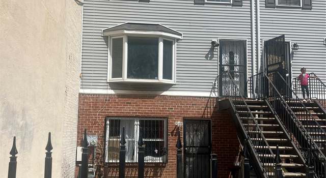 Photo of 763 E 160th St, Bronx, NY 10456