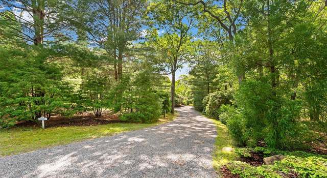 Photo of 12 Rivers Rd, East Hampton, NY 11937