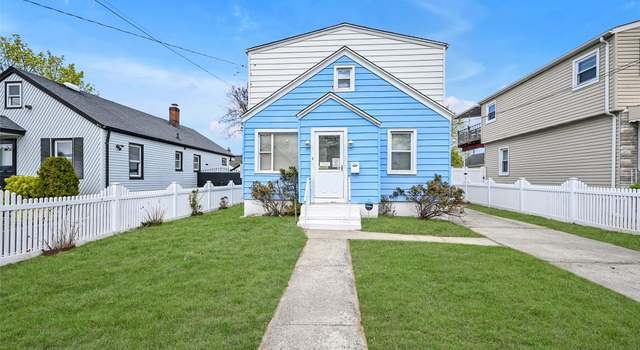 Photo of 179 Hoffman Ave, Elmont, NY 11003