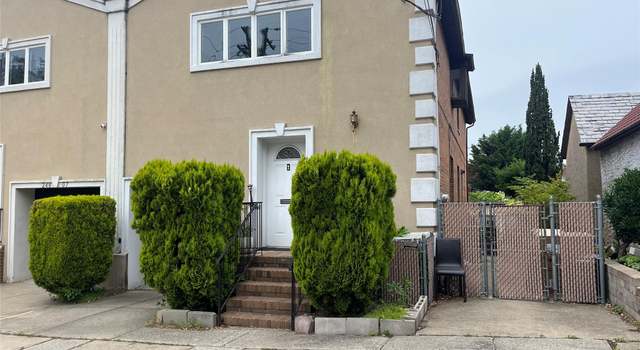 Photo of 248-09 41 Ave, Little Neck, NY 11363