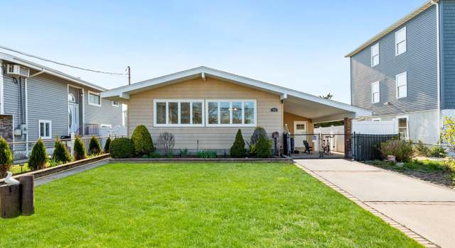 Photo of 746 S Ocean Ave, Freeport, NY 11520