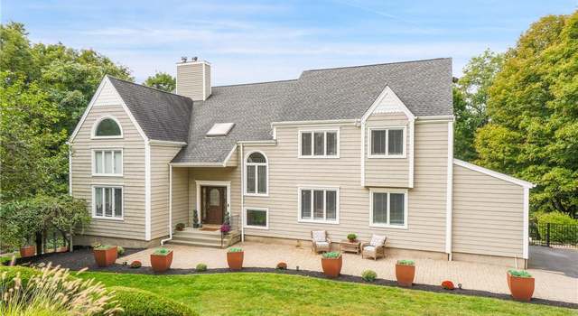 Photo of 33 Angela Dr, Carmel, NY 10512