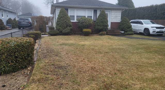 Photo of 456 Broadway, Bethpage, NY 11714