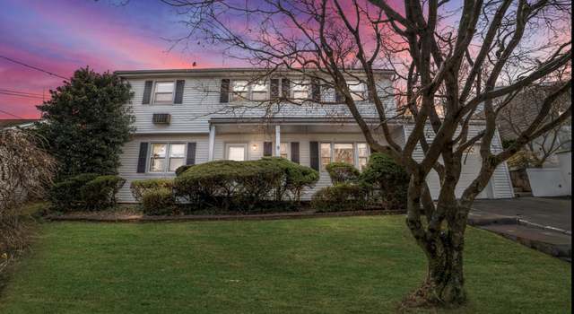 Photo of 9 Valley View Dr, Yonkers, NY 10710