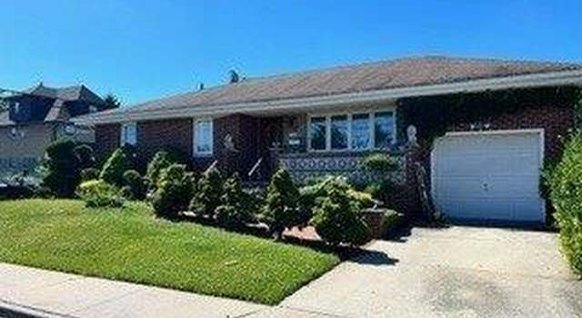 Photo of 1299 Globe Ave, Elmont, NY 11003