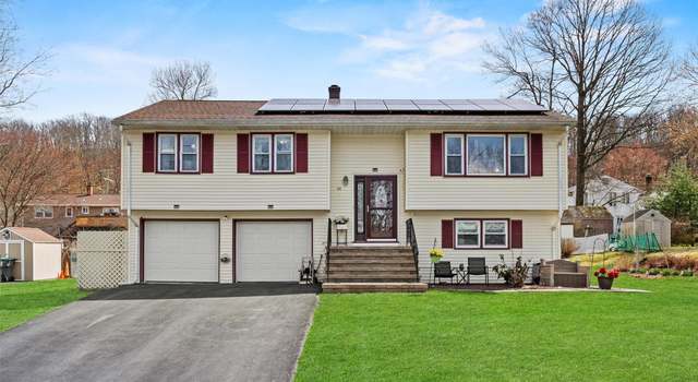 Photo of 24 Pleasant Dr, Highland Mills, NY 10930