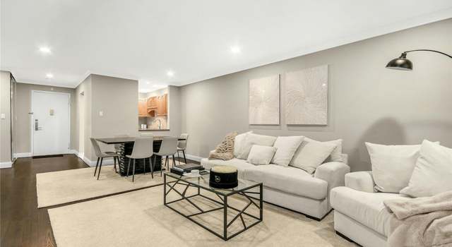 Photo of 22 Park Pl Unit 3-O, Great Neck Plaza, NY 11021