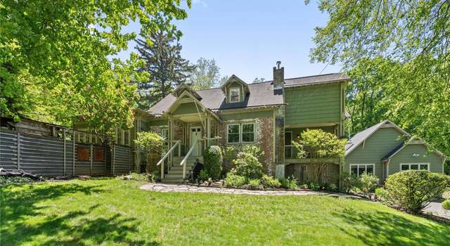 Photo of 2 Stony Hill Ln, West Nyack, NY 10994