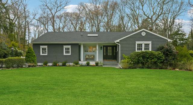Photo of 22 Chestnut Stump Rd, Northport, NY 11768