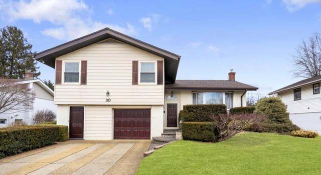 Photo of 30 Flower Ln, Jericho, NY 11753