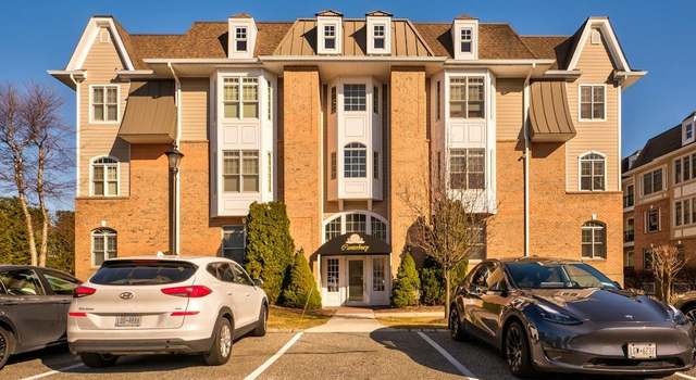 Photo of 404 Pacing Way #6102, Westbury, NY 11590