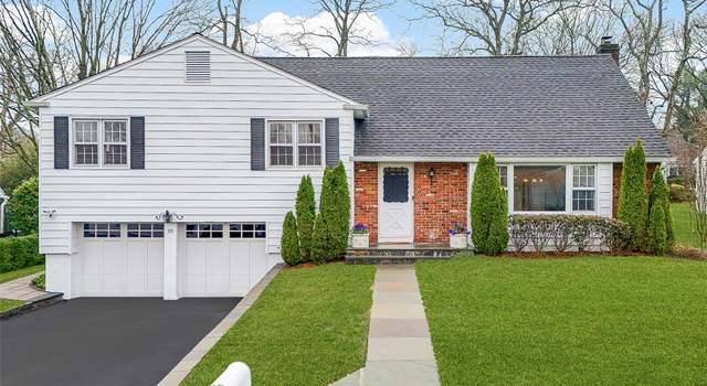 Photo of 55 Hilary Cir, New Rochelle, NY 10804