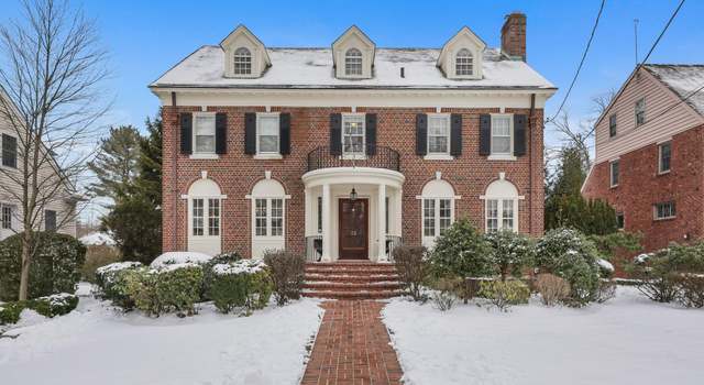 Photo of 32 Grove Ln, Bronxville, NY 10708