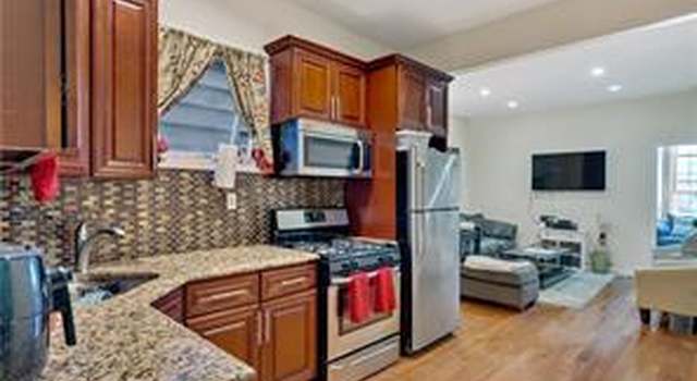Photo of 637 E 241st St, Bronx, NY 10470