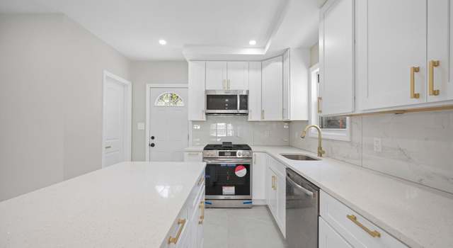Photo of 1463 William Pl, Bronx, NY 10461
