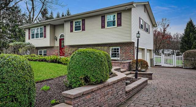 Photo of 44 Hudson Rd, Washingtonville, NY 10992