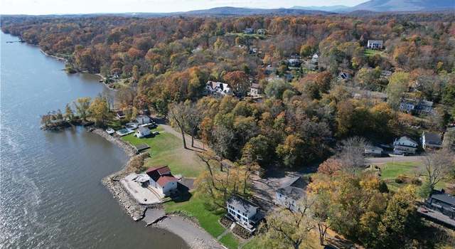 Photo of 423 York St, Saugerties, NY 12477