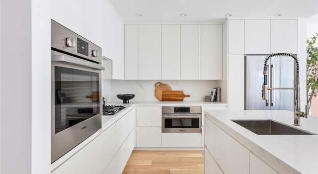Photo of 140 Boardwalk Unit 811 B, Long Beach, NY 11561