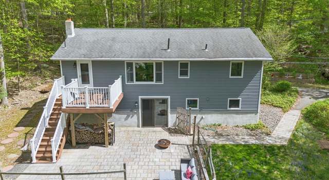 Photo of 3 Oak Tree Dr, Cornwall, NY 12518