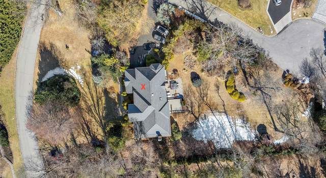 Photo of 14 Tinker Bluff Ct, Setauket, NY 11733