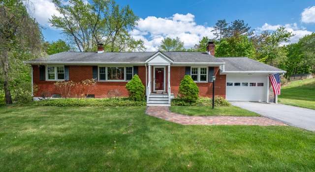 Photo of 11 Mcintosh Dr, Poughkeepsie, NY 12603