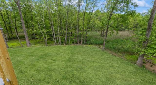 Photo of 6 Reina Ct, Valley Cottage, NY 10989