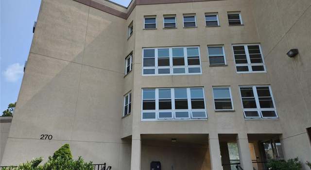 Photo of 270 Lowndes Ave #213, Huntington Station, NY 11746