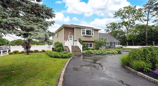 Photo of 1222 Saxon Ave, Bay Shore, NY 11706