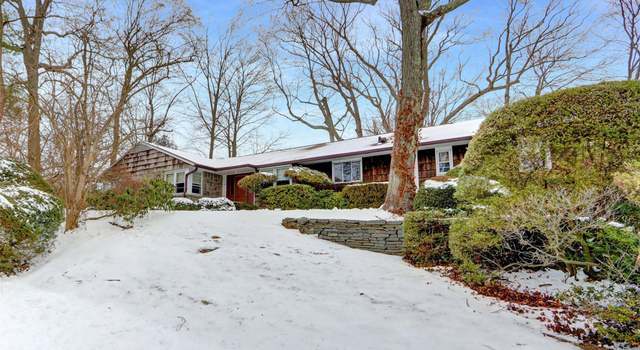 Photo of 59 The Hemlocks, Roslyn, NY 11576