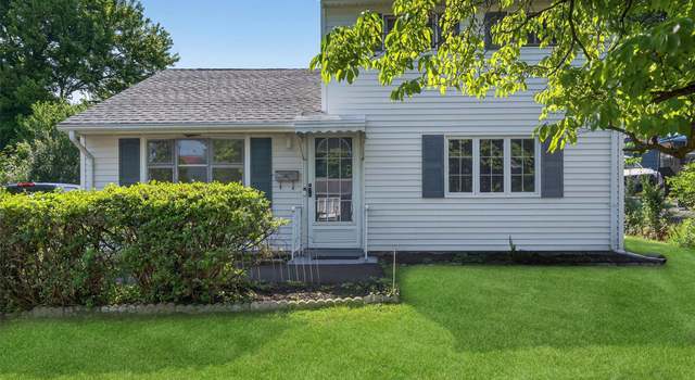 Photo of 34 Hurd Ave, Garnerville, NY 10923
