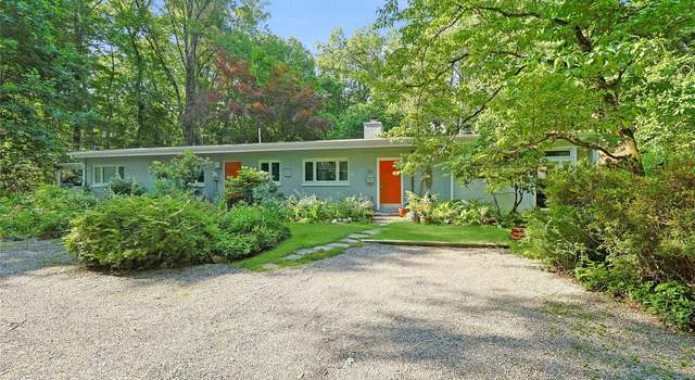 Photo of 107 Green Rd, West Nyack, NY 10994
