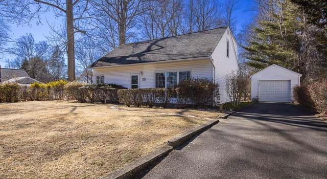 Photo of 15 Rowan Rd, Pearl River, NY 10965