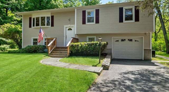 Photo of 14 Abraham Gunn Memorial Dr, Cortlandt Manor, NY 10567