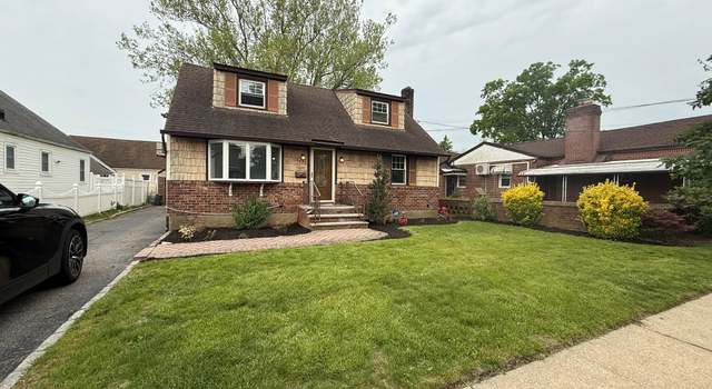 Photo of 1491 Kiefer Ave, Elmont, NY 11003