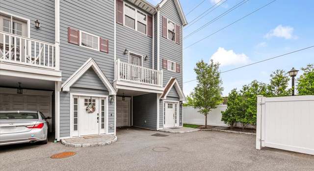 Photo of 24 Hearthstone Ct #24, Farmingdale, NY 11735