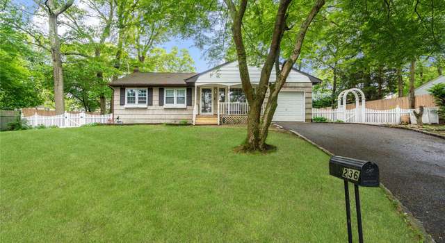Photo of 236 N Ontario St, Ronkonkoma, NY 11779